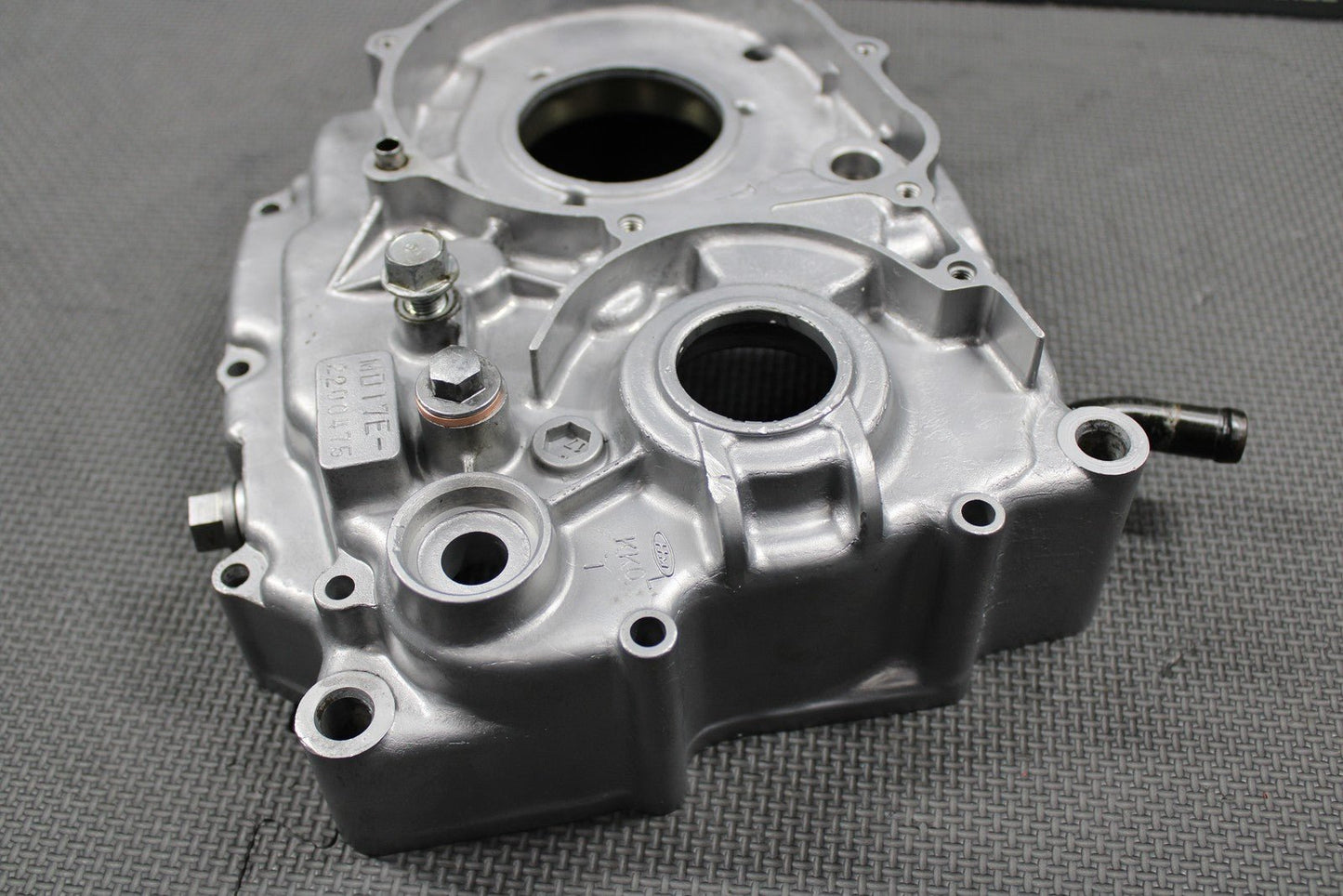 1989 HONDA 88 - 95 XR250R OEM LEFT ENGINE CRANKCASE CRANK CASE 11200 - KZ1 - 670 NICE! - hggarage