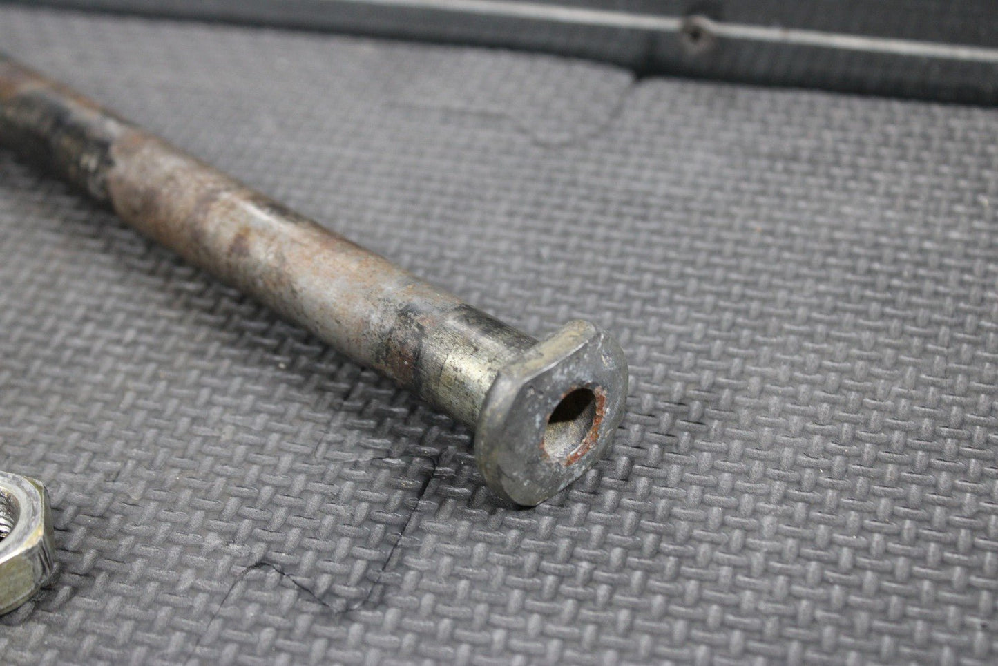 1998 HONDA 98 - 01 CR125R CR250R OEM REAR BACK SWINGARM BOLT SUSPENSION PIVOT BOLT - hggarage