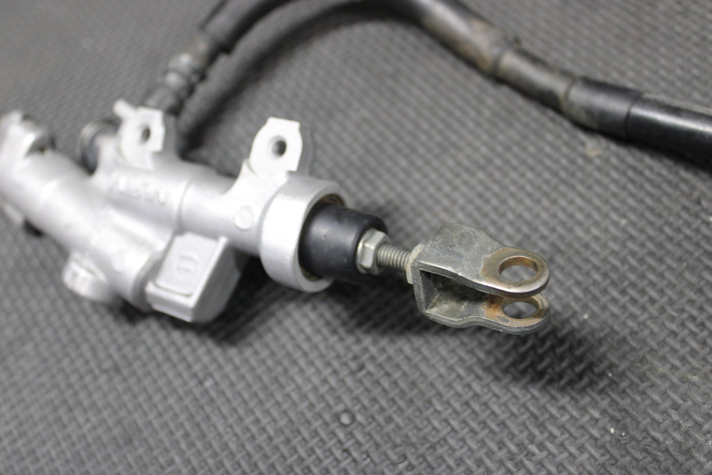 2009 YAMAHA YZ450F OEM NISSIN REAR BACK BRAKE CALIPER MASTER CYLINDER LEVER - hggarage
