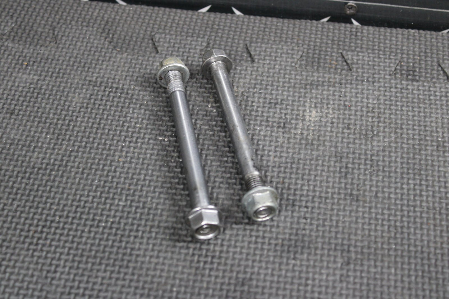 2014 KAWASAKI KLX140L OEM ENGINE MOUNTING BOLTS HARDWARE MOTOR SCREWS 32190 - 0308 - hggarage