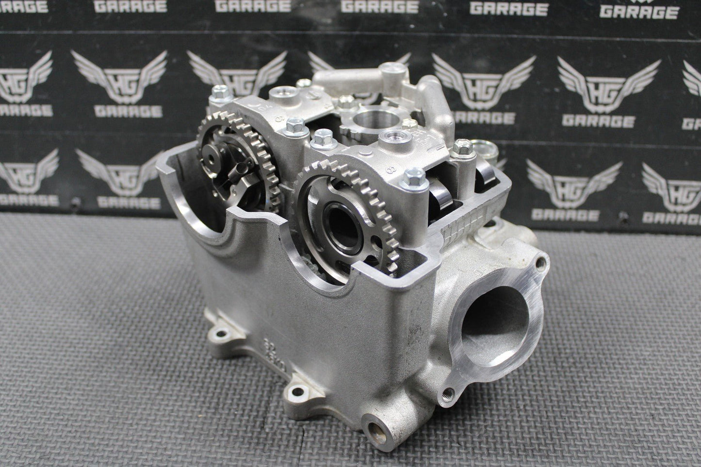 2019 SUZUKI 19 - 25 RMZ250 OEM CYLINDER HEAD VALVES CAMSHAFTS 11100 - 46K00 MINT! - hggarage