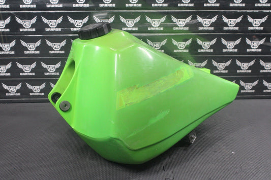1986 KAWASAKI KDX200 OEM GAS FUEL TANK CELL PETROL RESERVOIR READ DESC! - hggarage