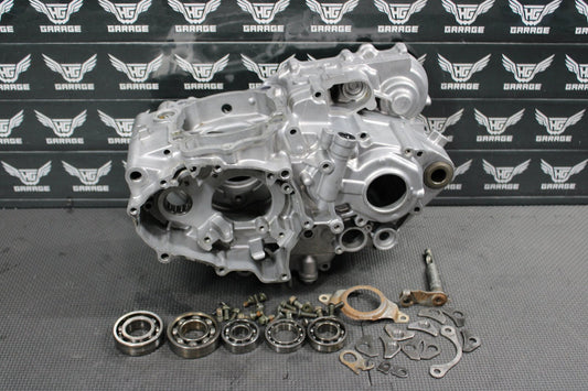 1998 YAMAHA YZ400F OEM LEFT RIGHT ENGINE MOTOR CRANKCASE CRANK CASE BLOCK - hggarage