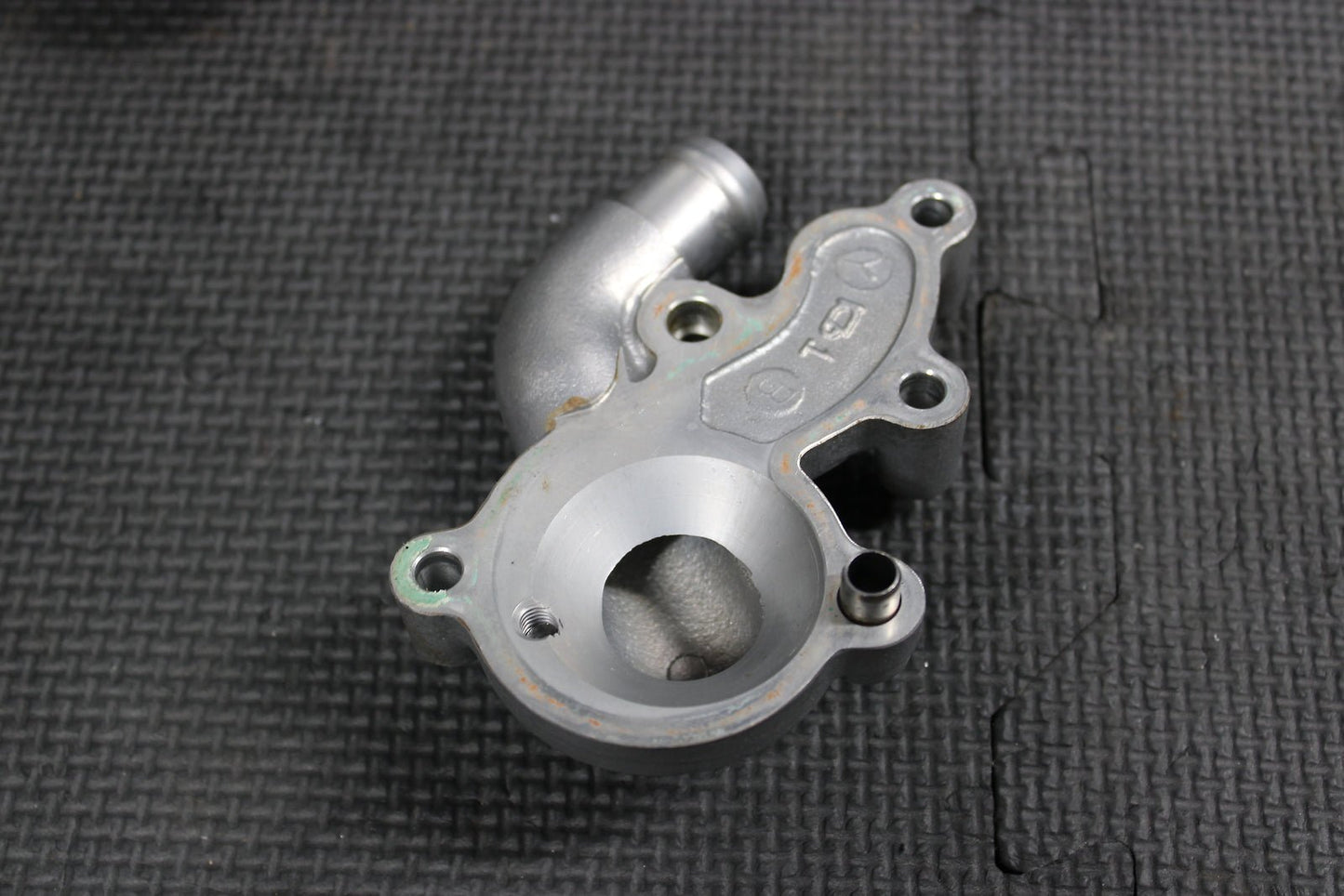 2007 HONDA CR125R OEM ENGINE WATER PUMP W HOUSING 19240 - KZ4 - A90 - hggarage