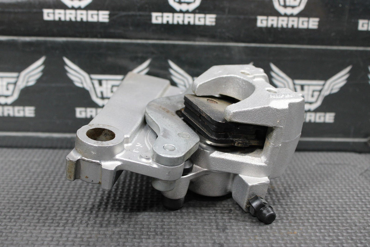 2012 KAWASAKI 04 - 21 KX100 KX85 OEM REAR BACK BRAKE CALIPER 43080 - 5134 GOOD! - hggarage