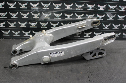 1999 YAMAHA YZ125 OEM SWINGARM SWING ARM SUSPENSION 5MV - 22110 - 00 - 00 - hggarage