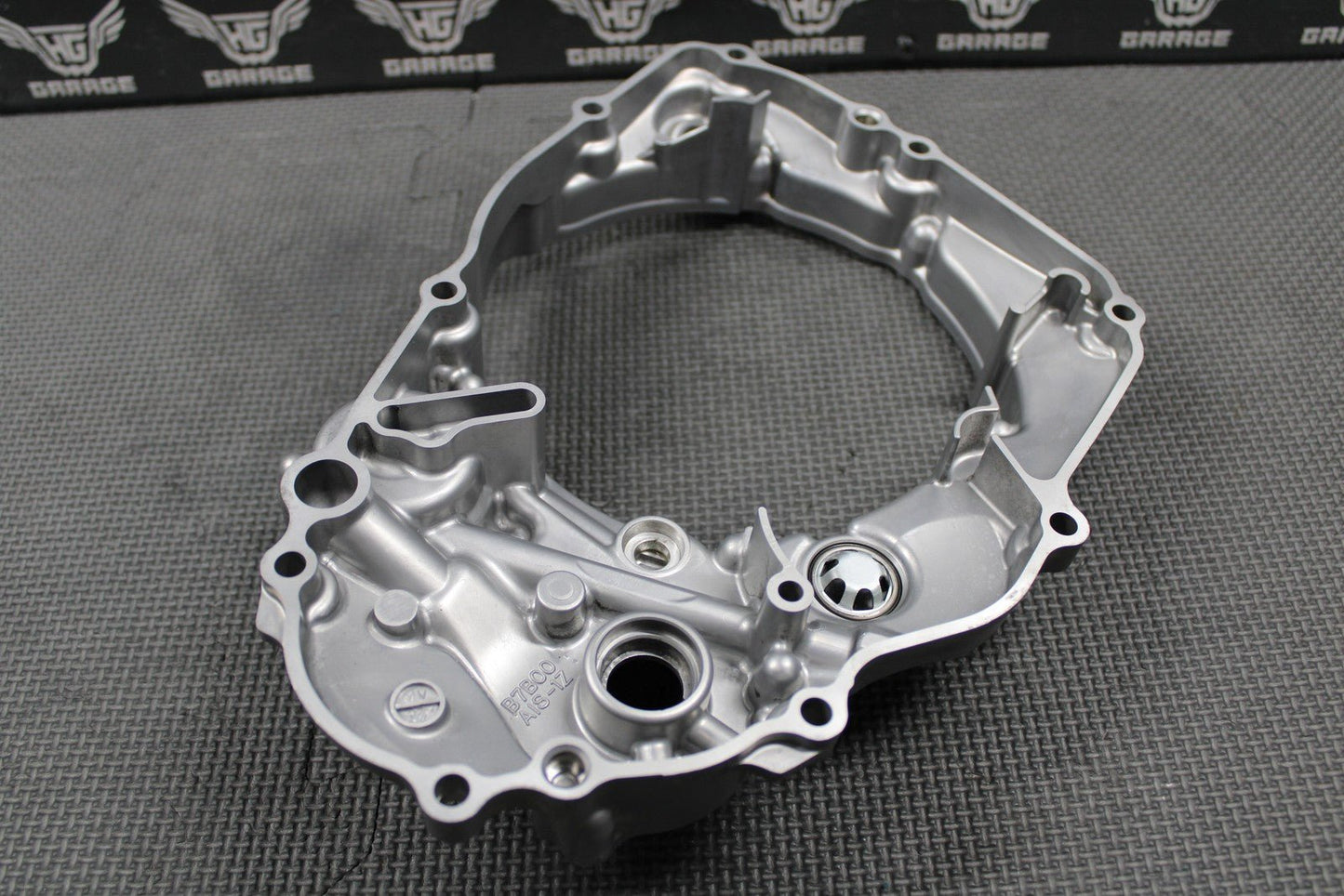 2020 YAMAHA YZ250F YZ250FX OEM RIGHT CASE INNER CLUTCH COVER B7B - 15431 - 00 - 00 - hggarage