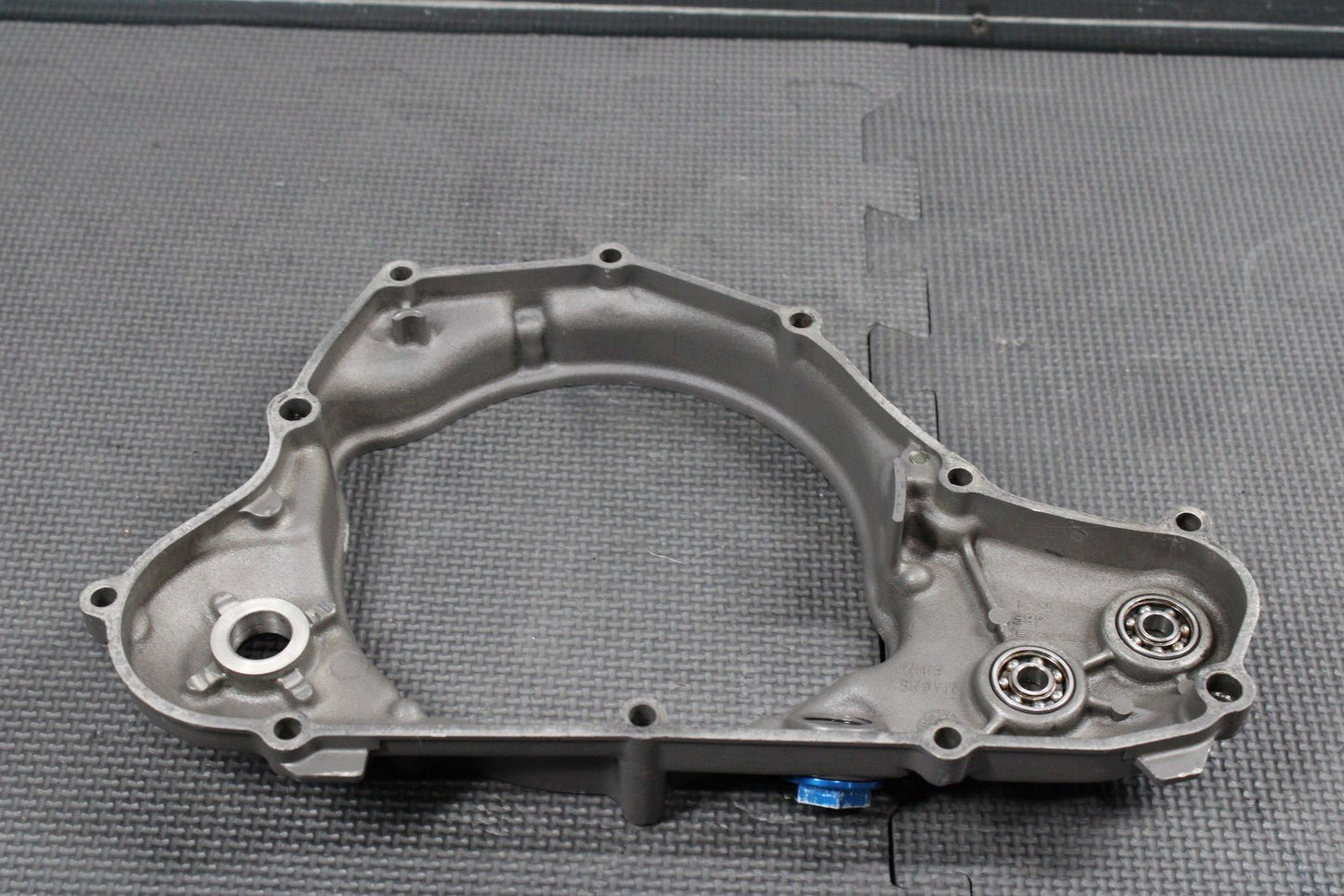2000 SUZUKI RM125 98 - 00 OEM RIGHT SIDEENGINE MOTOR INNER CLUTCH COVER 11341 - 36E1 - hggarage