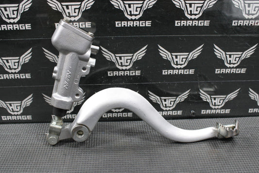 2014 KAWASAKI 10 - 18 KX250F OEM NISSIN REAR BACK BRAKE MASTER CYLINDER & LEVER - hggarage