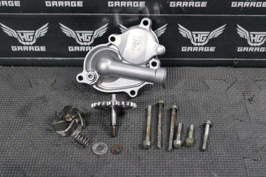 2008 SUZUKI RMZ250 OEM ENGINE WATER PUMP W HOUSING 17410 - 10H00 17491 - 10H00 - hggarage