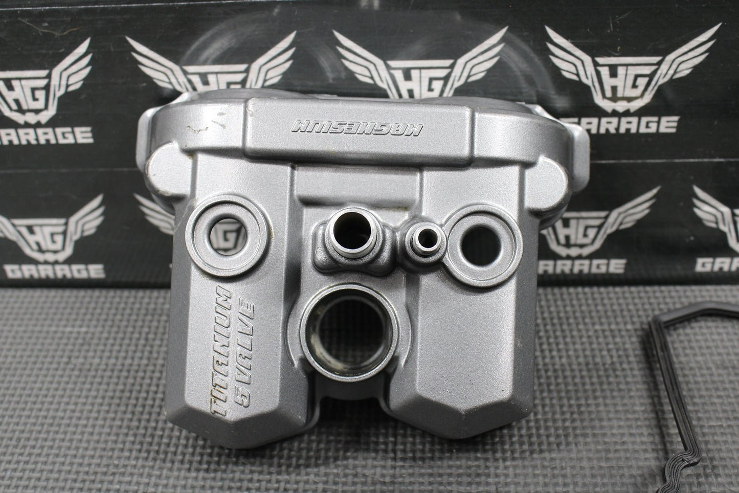 2005 YAMAHA YZ450F OEM ENGINE MOTOR CYLINDER HEAD VALVE COVER & GASKET - hggarage
