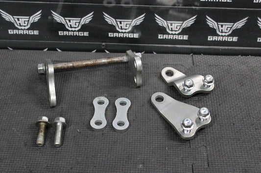 2022 YAMAHA YZ450FX OEM ENGINE MOTOR MOUNT STAY BRACKETS 90201 - 10045 - 00 - hggarage
