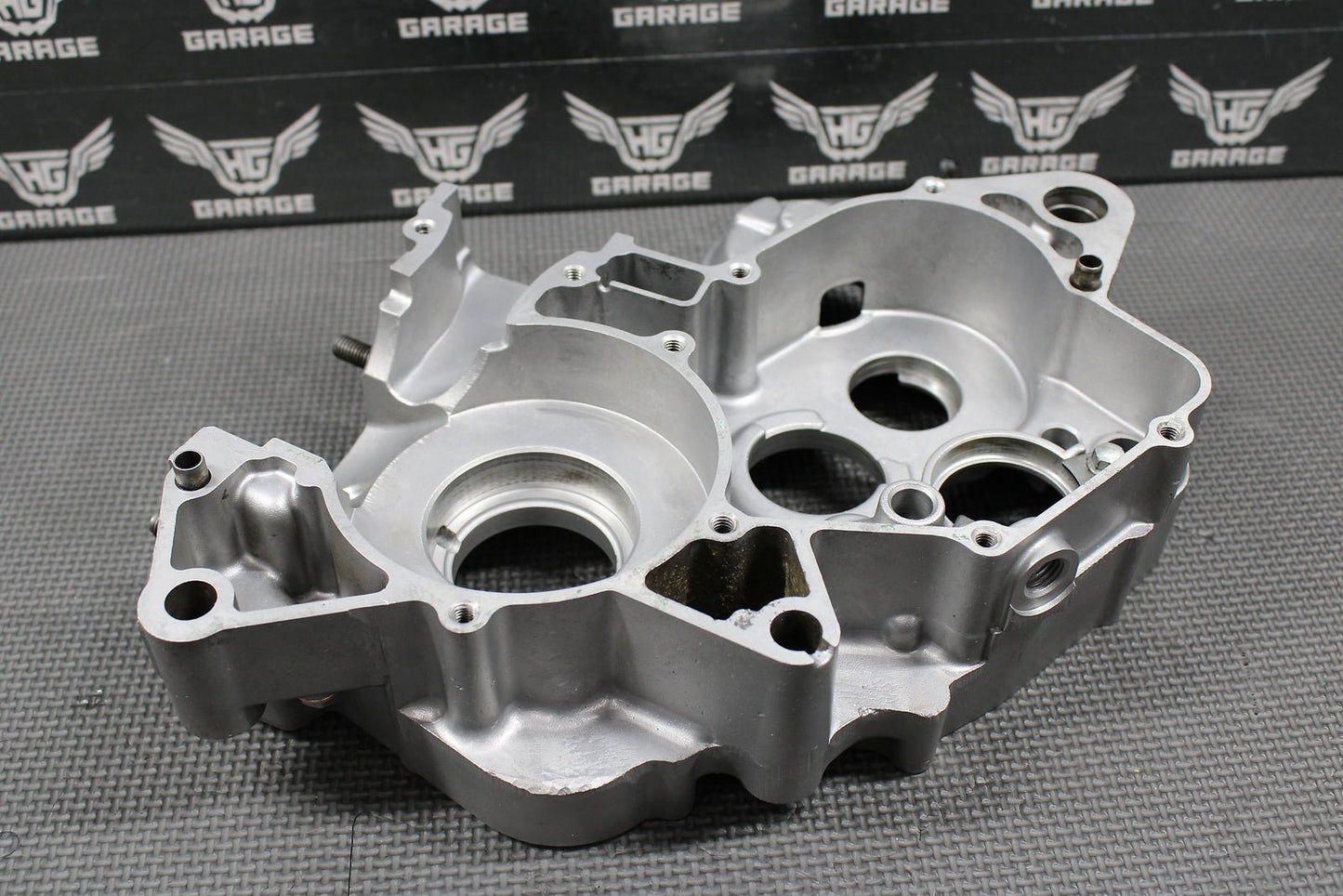 1999 99 - 02 HONDA CR125R OEM RIGHT ENGINE MOTOR CRANKCASE CRANK CASE BLOCK MINT! - hggarage