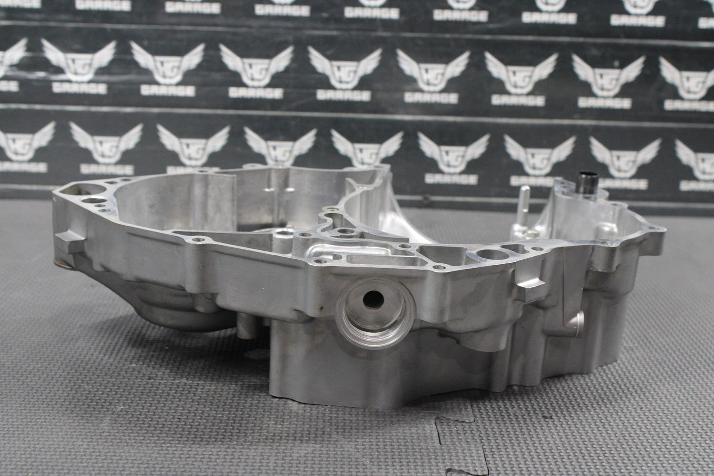 2019 HONDA 19 - 20 CRF450RX OEM LEFT ENGINE MOTOR CRANKCASE CRANK NEEDS REPAIR! - hggarage