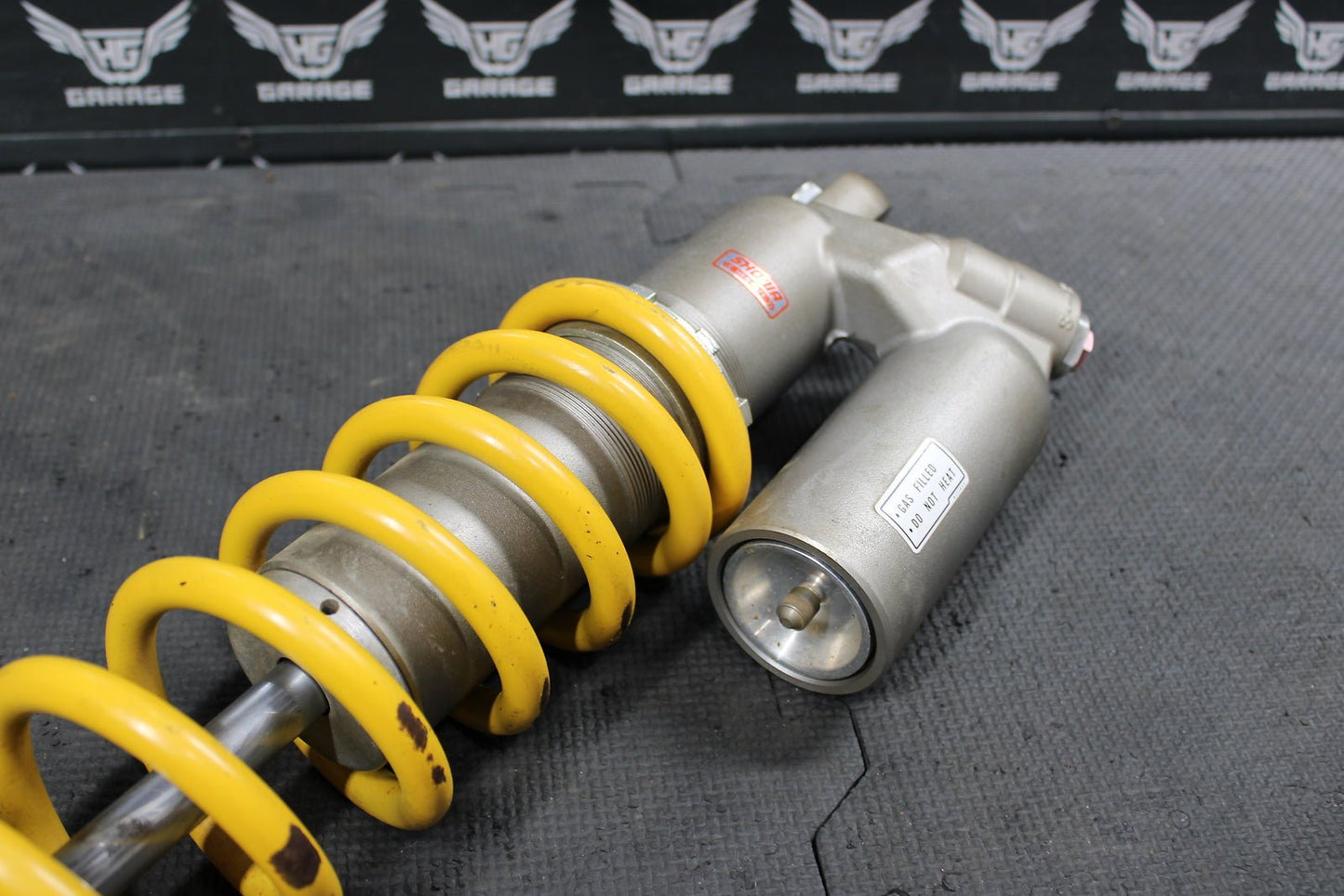 2002 HONDA CRF450R OEM SHOWA REAR BACK SHOCK ABSORBER SUSPENSION 52400 - MEB - 671 - hggarage