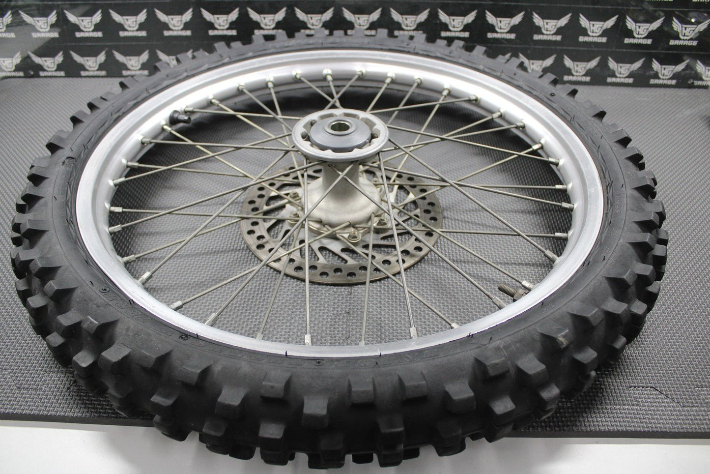 2001 HONDA 95 - 01 CR500R OEM ORIGINAL FRONT WHEEL RIM HUB ROTOR 44650 - MAC - 680 - hggarage