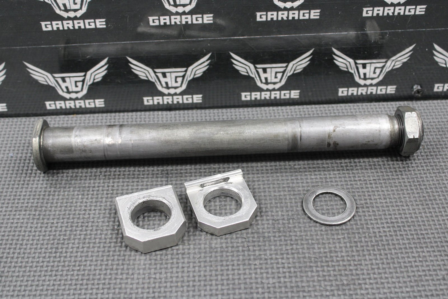 2018 SUZUKI RMZ450 OEM REAR AXLE BACK WHEEL RIM PIVOT BOLT AXLE 64711 - 35G10 - hggarage