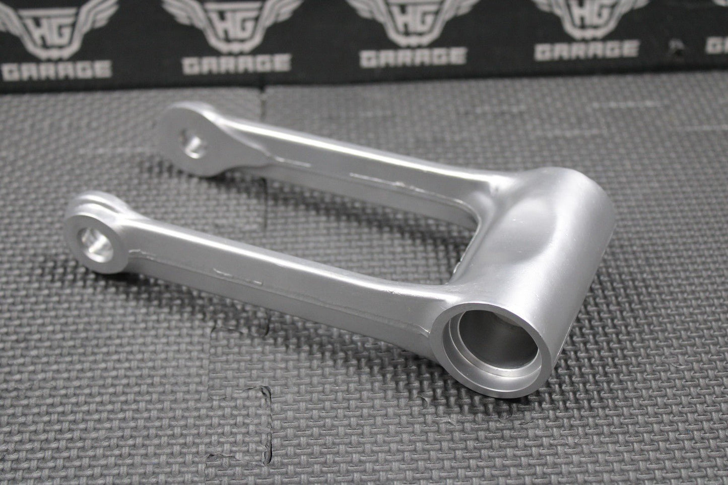 2001 95 - 01 HONDA CR500R OEM REAR SHOCK SWINGARM LINKAGE ROD 52475 - MAC - 680 MINT! - hggarage