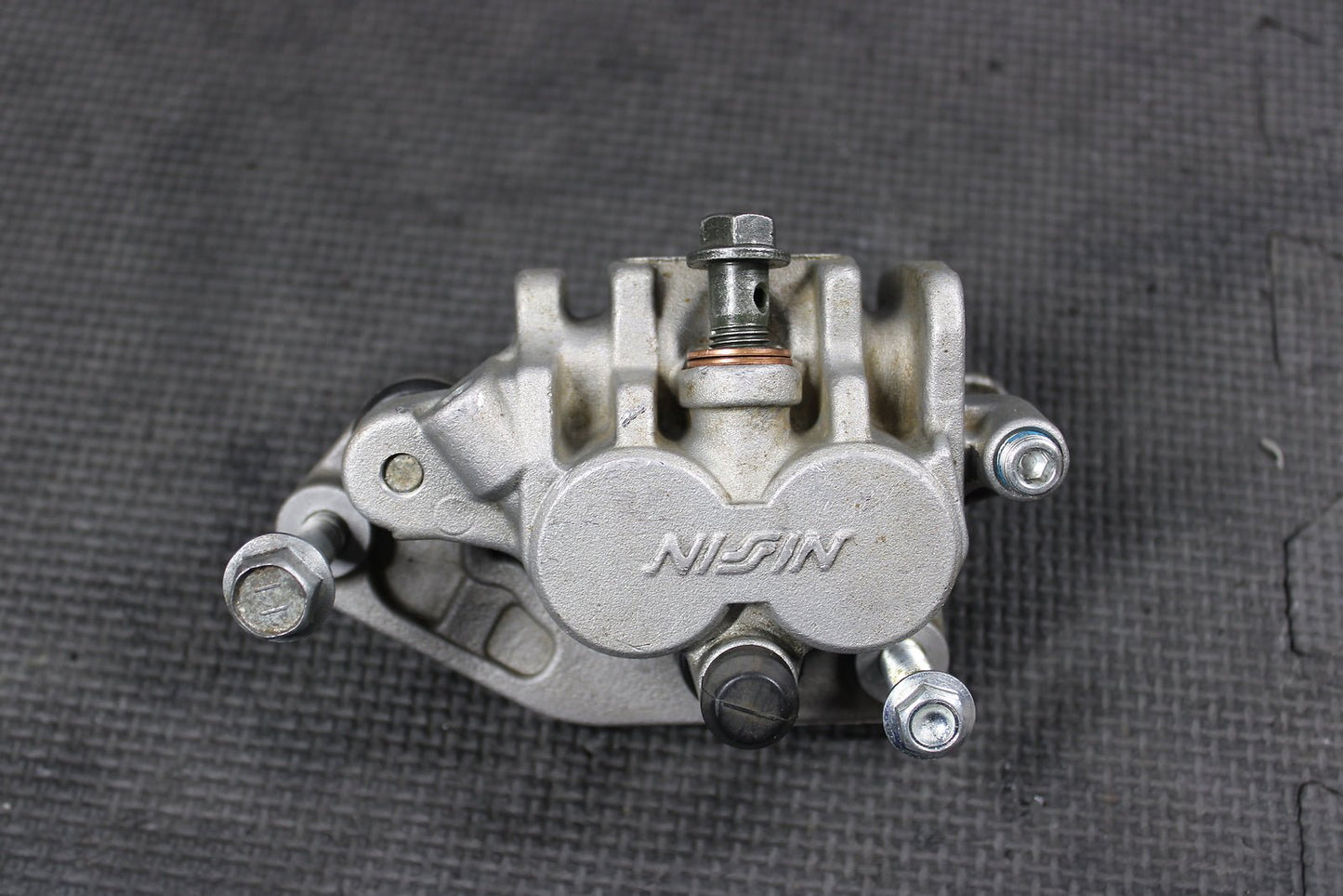 1999 SUZUKI RM250 OEM NISSIN FRONT BRAKE CALIPER 59300 - 36E63 - 999 - hggarage
