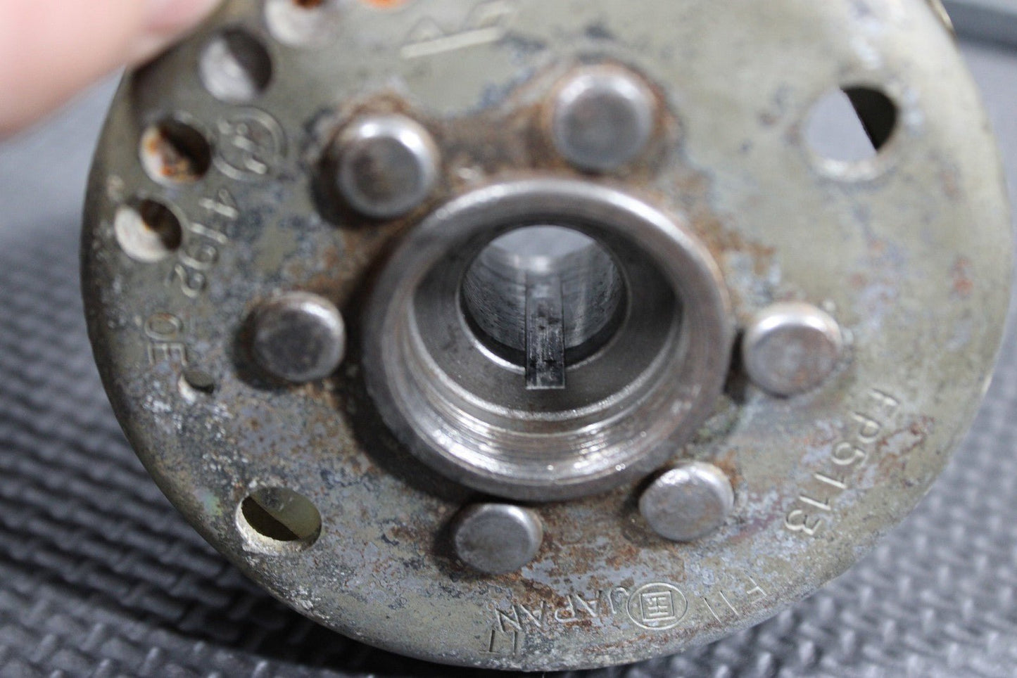 1991 86 - 91 HONDA CR80R OEM STATOR MAGNETO ROTOR FLYWHEEL 31110 - GC4 - 600 - hggarage