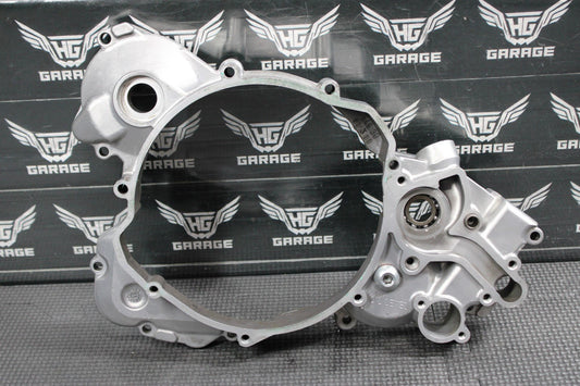 2000 KTM 250 300 EXC OEM RIGHT SIDE ENGINE MOTOR INNER CLUTCH COVER 54630001300 - hggarage