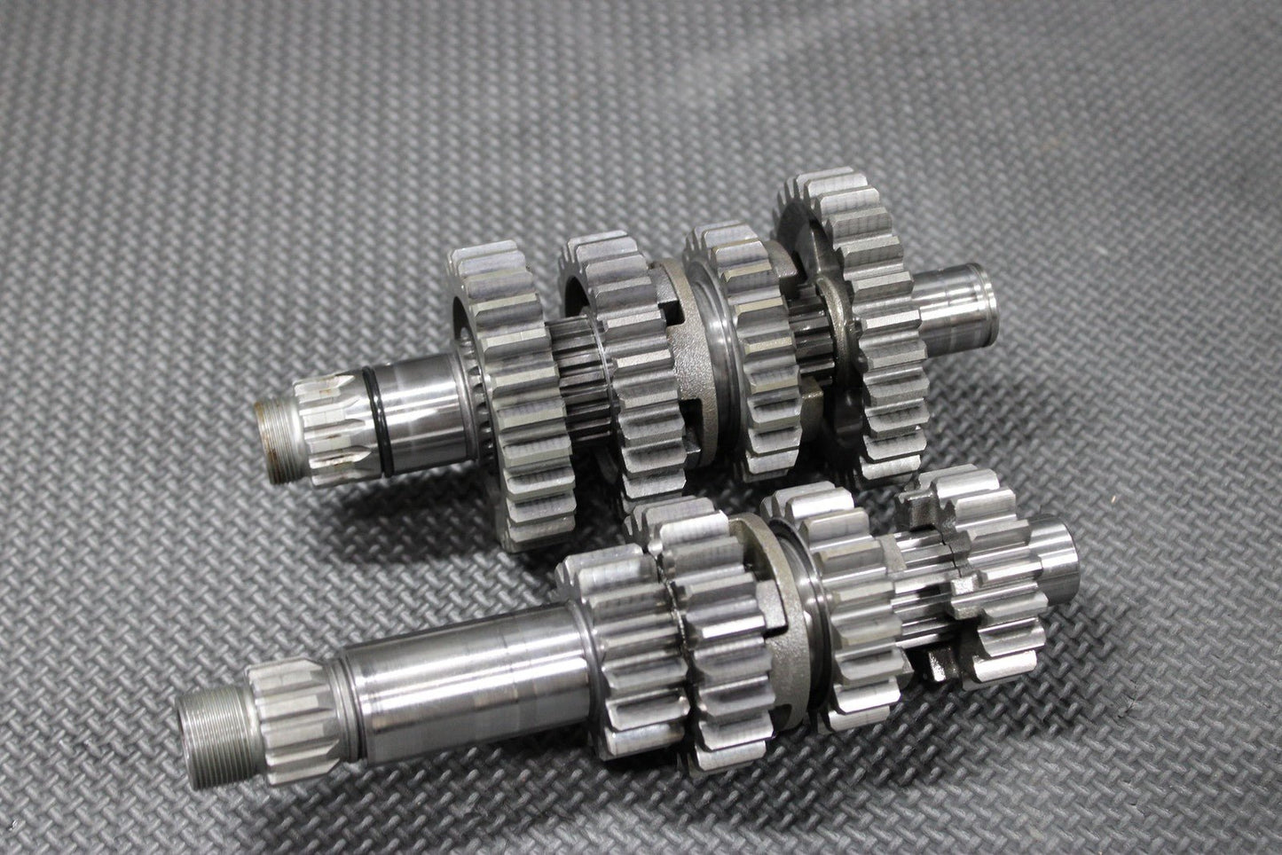 2005 03 - 05 YAMAHA YZ450F OEM ENGINE TRANSMISSION TRANNY GEARBOX FORKS DRUM GEARS - hggarage