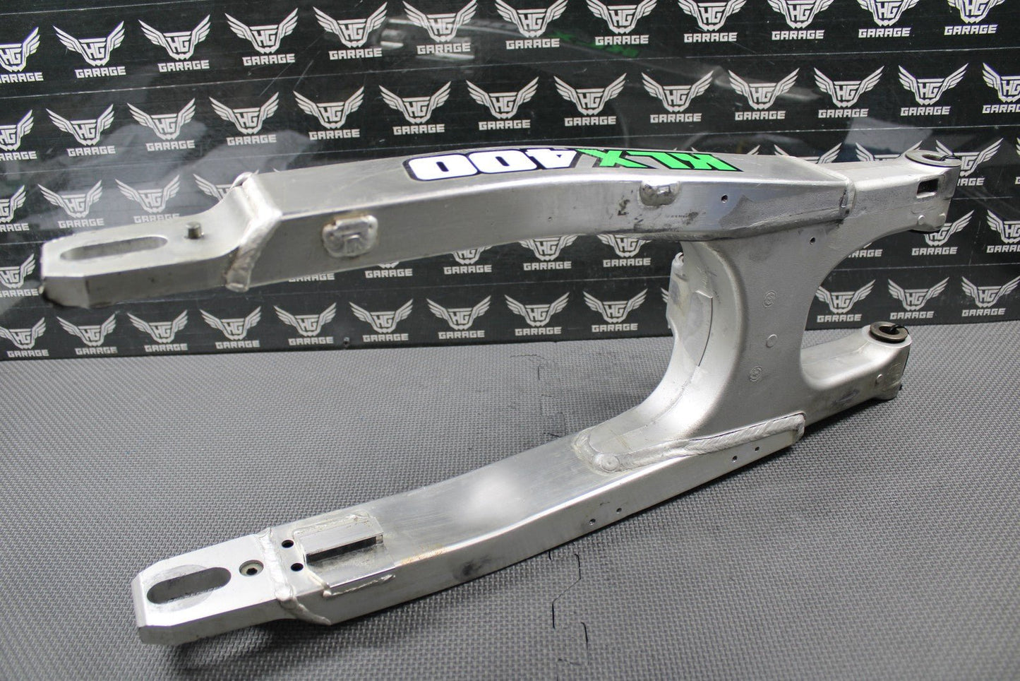 2003 KAWASAKI KLX400SR OEM SWINGARM SWING ARM SUSPENSION 33001 - S008 - hggarage