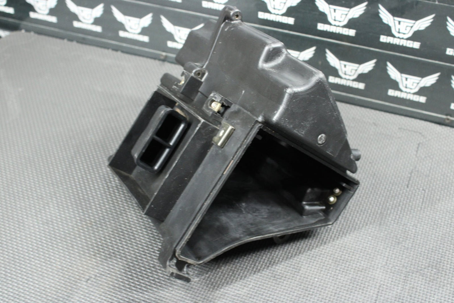 2003 Yamaha TTR125 TTR125E TTR125L TTR125LE TTR125M OEM Air Cleaner Case - hggarage
