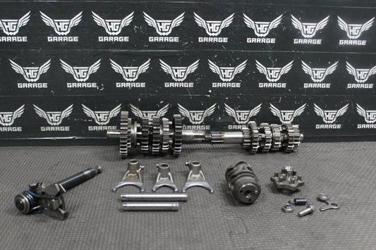 2003 Suzuki RM100 OEM Engine Transmission Tranny Assembly Gears K1312 - 71261 - hggarage