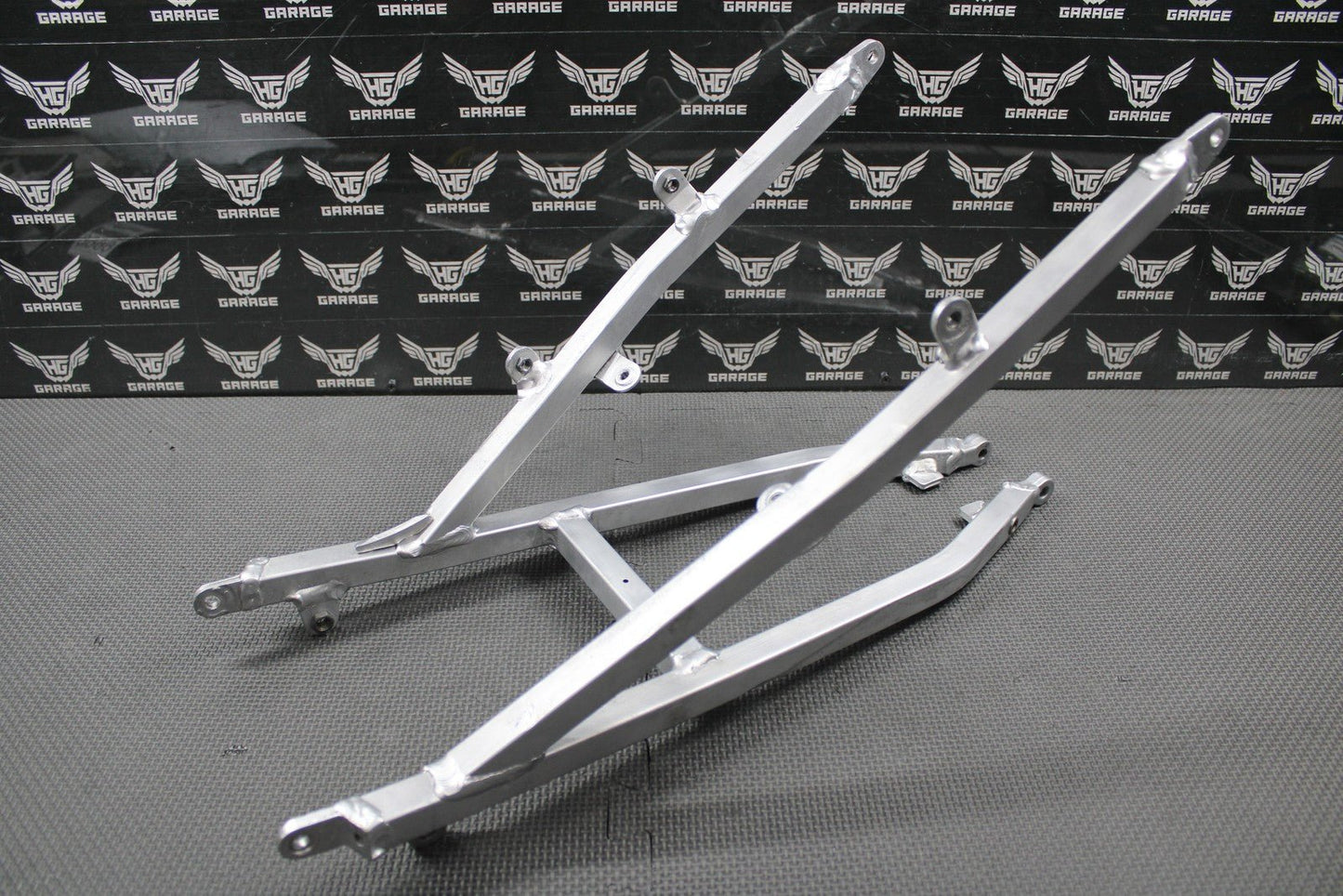 2000 2001 HONDA CR125R CR250R OEM REAR BACK SUB FRAME SUBFRAME 50200 - KZ3 - J30 - hggarage