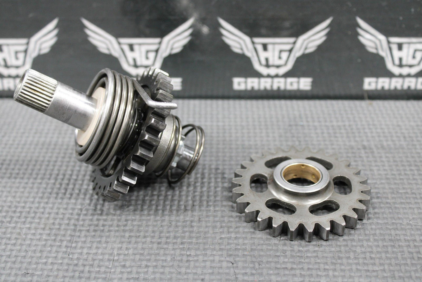 1999 96 - 00 SUZUKI RM125 OEM KICKSTART KICK START SHAFT W IDLER GEAR 26211 - 27C02 - hggarage