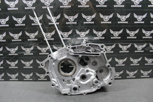 1999 93 - 02 HONDA XR200R OEM RIGHT ENGINE MOTOR CRANKCASE CRANK CASE 11100 - KT0 - 68 - hggarage