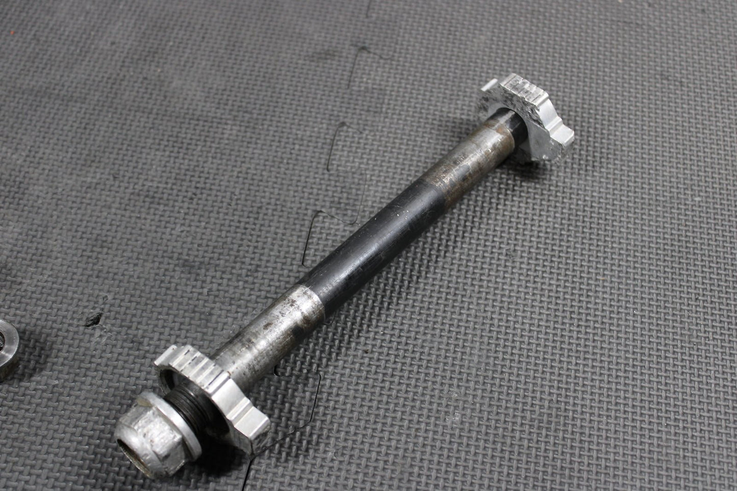 2006 KTM 85SX OEM REAR AXLE BACK WHEEL RIM PIVOT BOLT AXEL - hggarage
