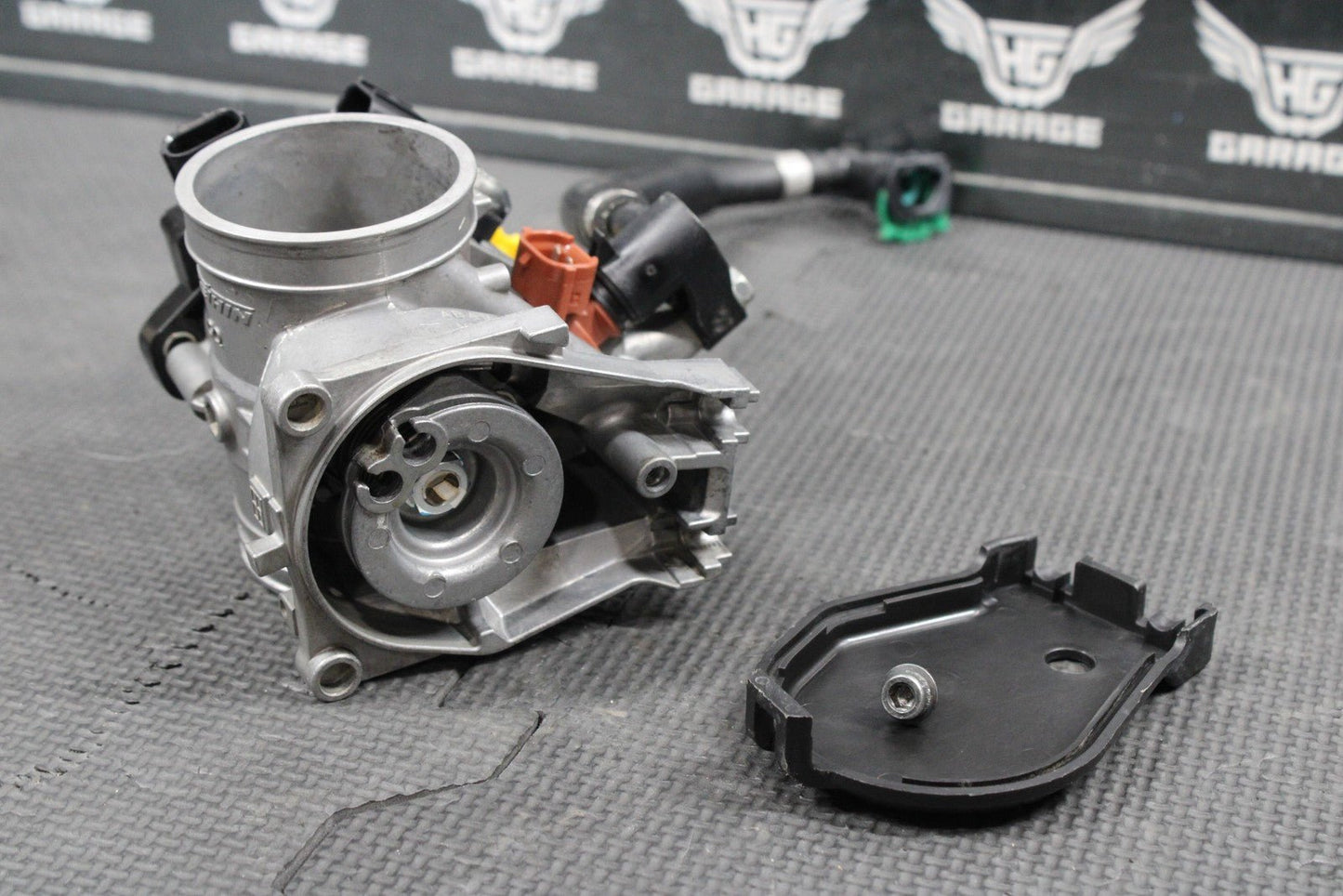 2023 HONDA CRF250R OEM KEIHIN MAIN FUEL INJECTOR THROTTLE BODY 16400 - K95 - AA1 - hggarage