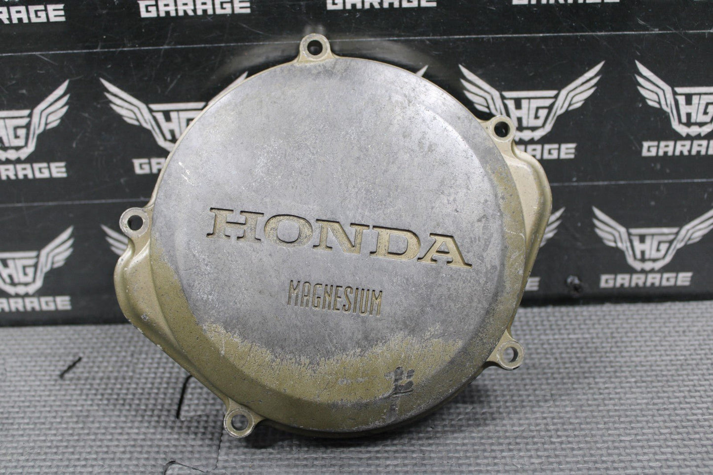2008 04 - 08 HONDA CRF250R OEM RIGHT SIDE OUTER CLUTCH COVER 11351 - KRN - 670 - hggarage