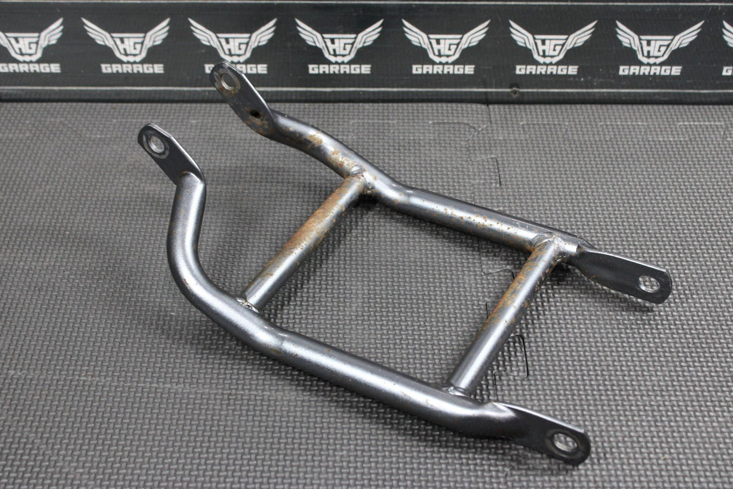 2005 SUZUKI DR200SE OEM LOWER BOTTOM ENGINE SKID PLATE GUARD SHIELD 42510 - 44AA1 - hggarage