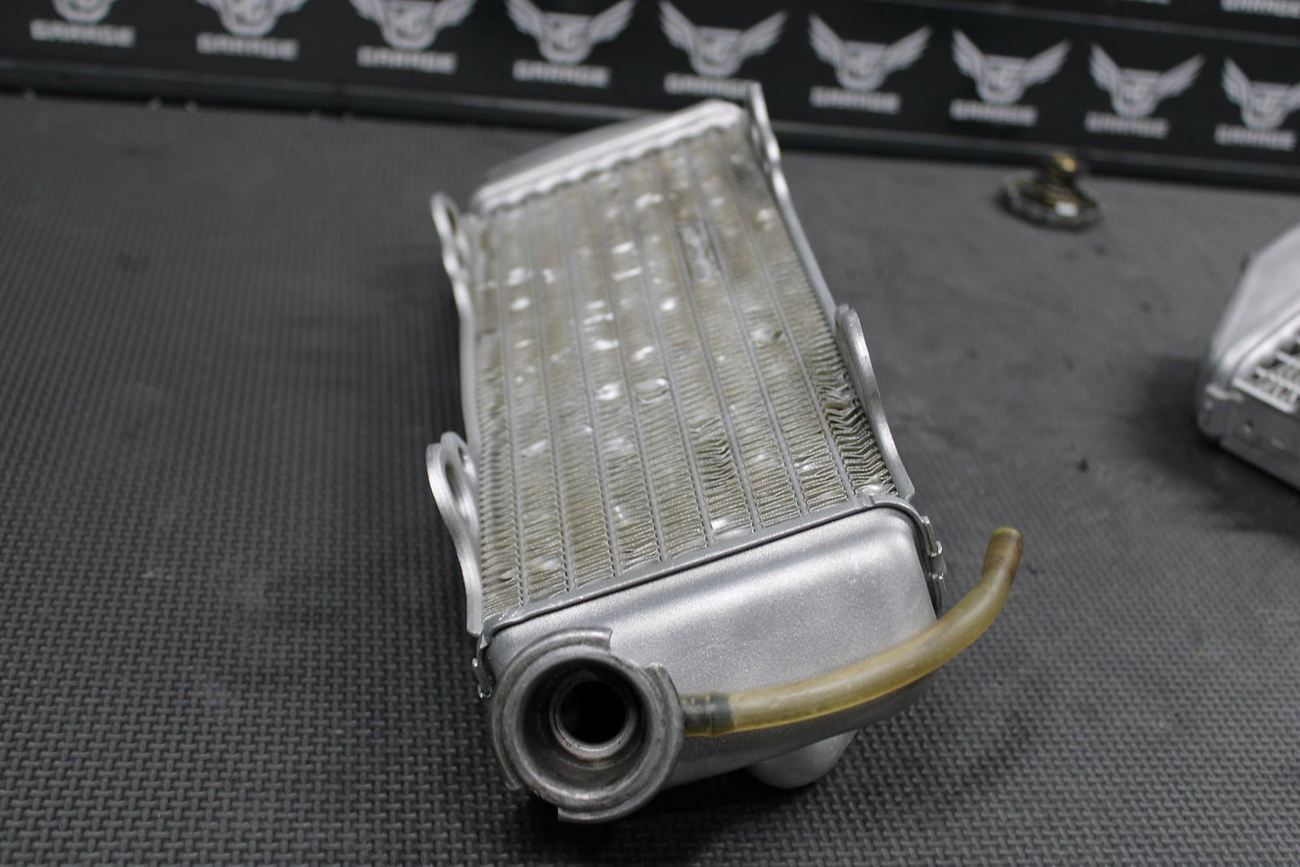 2006 KTM 85SX OEM ENGINE MOTOR COOLING COOLER RADIATOR 47035007100 - hggarage