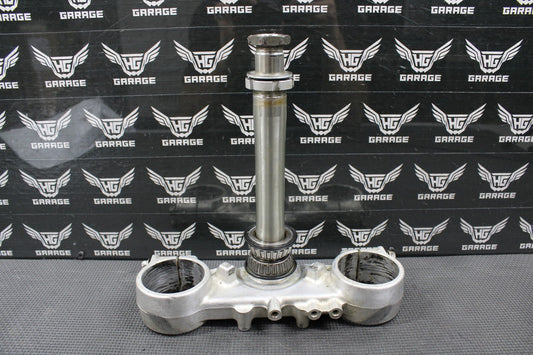 1999 SUZUKI 99 - 00 RM125 RM250 OEM FRONT FORKS CLAMP LOWER TRIPLE TREE STEM - hggarage