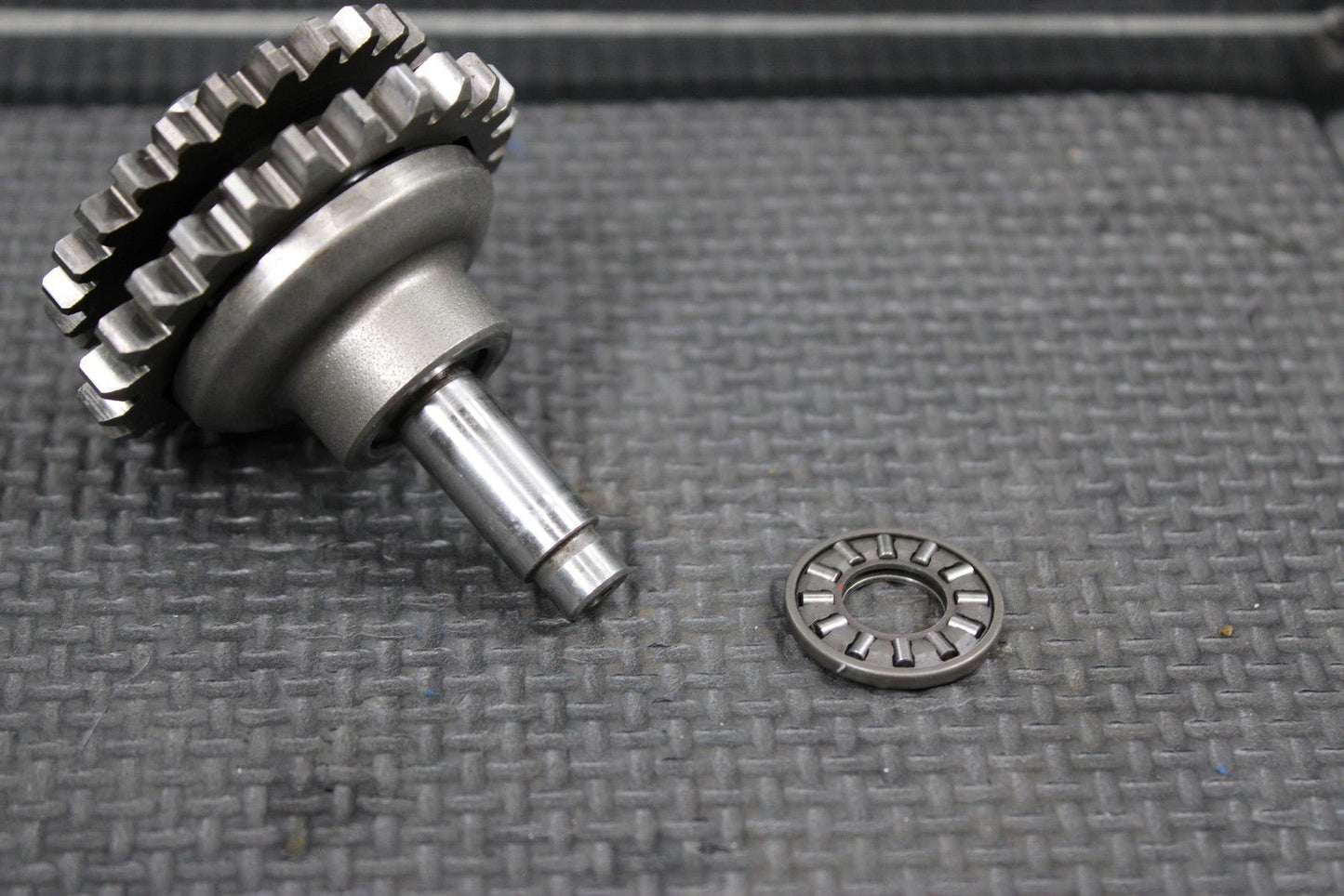 2000 SUZUKI RM125 98 - 00 OEM ENGINE POWERVALVE EXHUAST VALVE LINKAGE GOVERNOR - hggarage