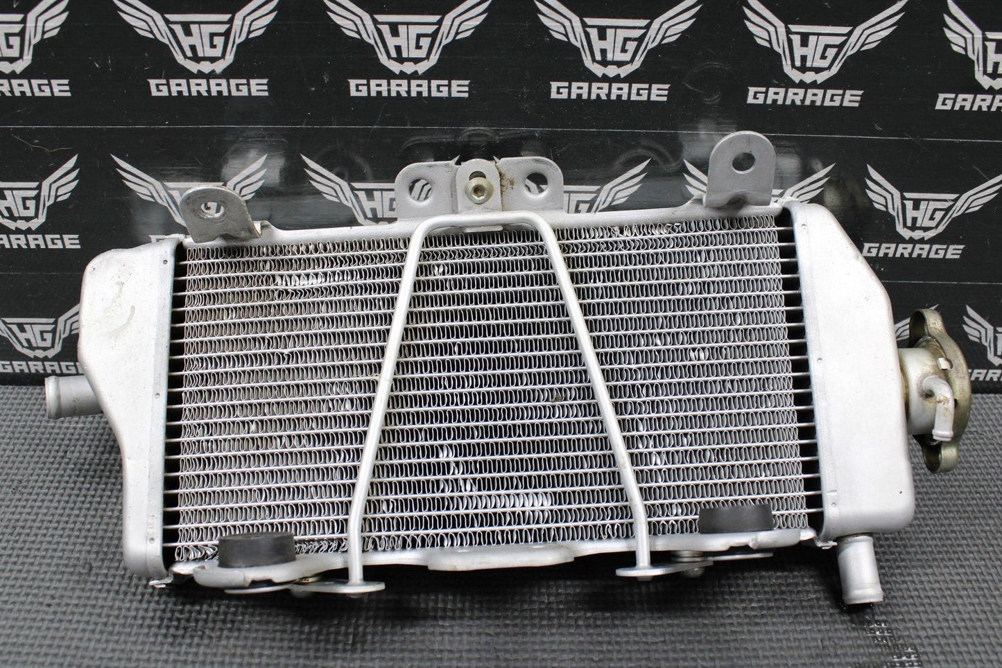 2009 YAMAHA 07 - 11 WR450F 07 - 09 YZ450F OEM RIGHT RADIATOR COOLER 2S2 - 12461 - 70 - 00 - hggarage