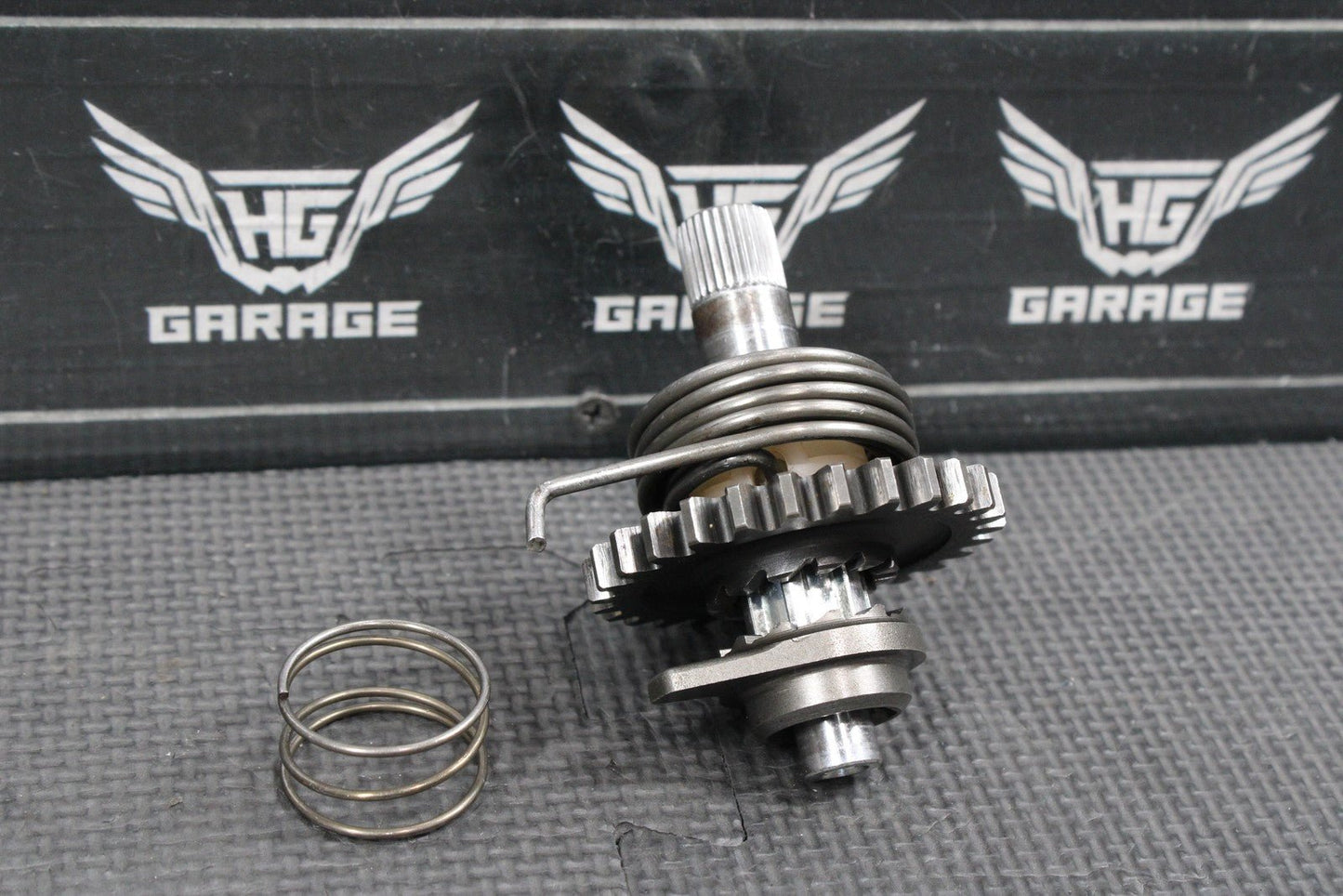 1999 SUZUKI RM125 96 - 00 OEM KICKSTART KICK START SHAFT MECHANISM 26211 - 27C02 - hggarage