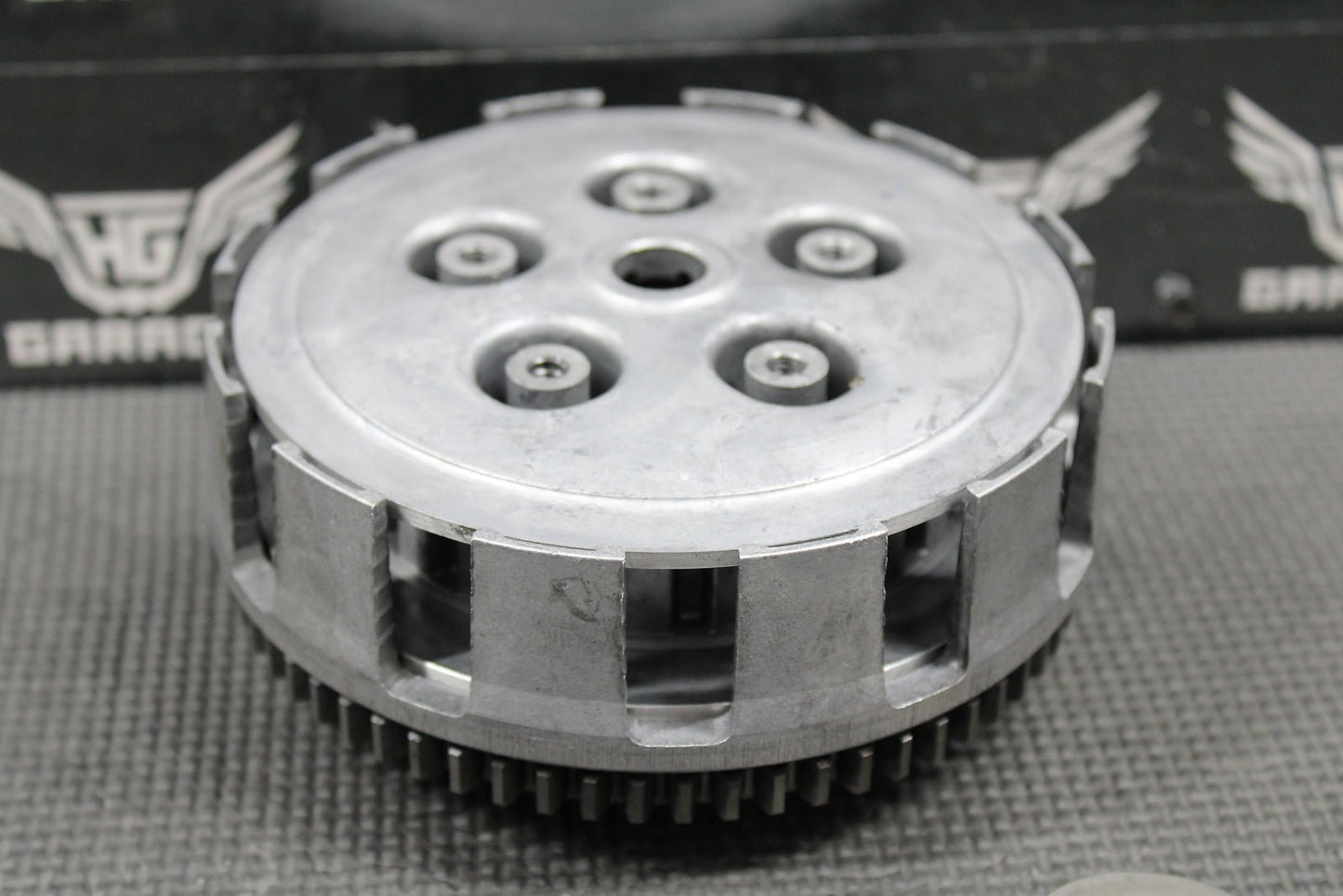 1985 HONDA CR125R OEM COMPLETE CLUTCH W BASKET HUB PRESSURE PLATE 22100 - KA3 - 760 - hggarage