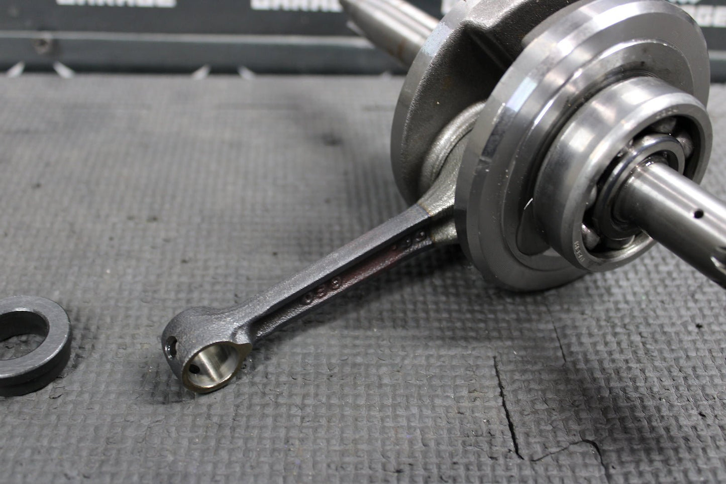 2000 HONDA XR50R OEM ENGINE MOTOR CRANKSHAFT CRANK SHAFT 13000 - GBJ - 680 - hggarage