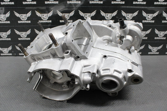 1991 KTM 300 EXC OEM LEFT RIGHT ENGINE MOTOR CRANKCASE CRANK CASES 54630004200 - hggarage