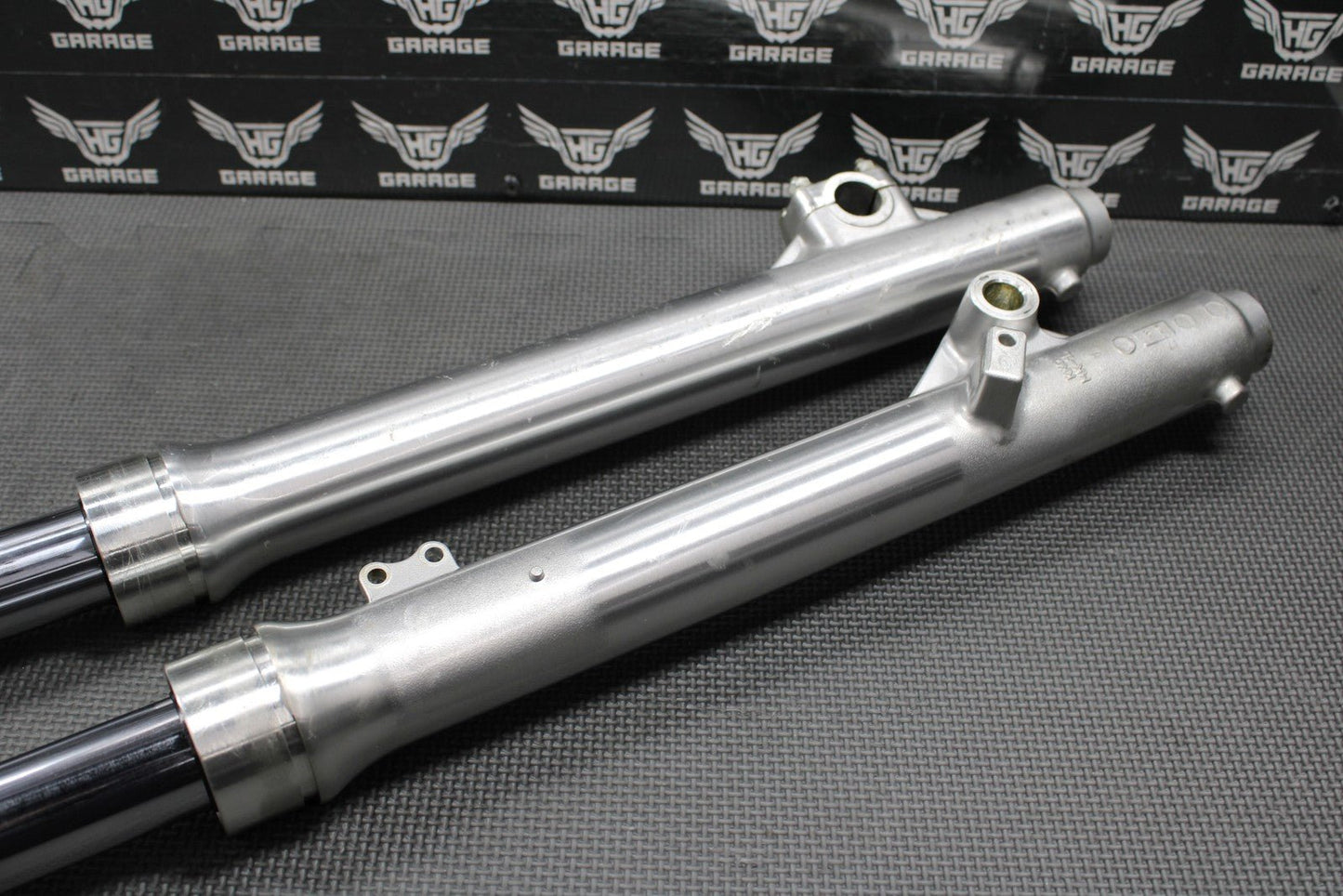 2002 95 - 02 HONDA XR200R OEM RIGHT LEFT FRONT SUSPENSION FORKS SHOCKS DAMPERS - hggarage