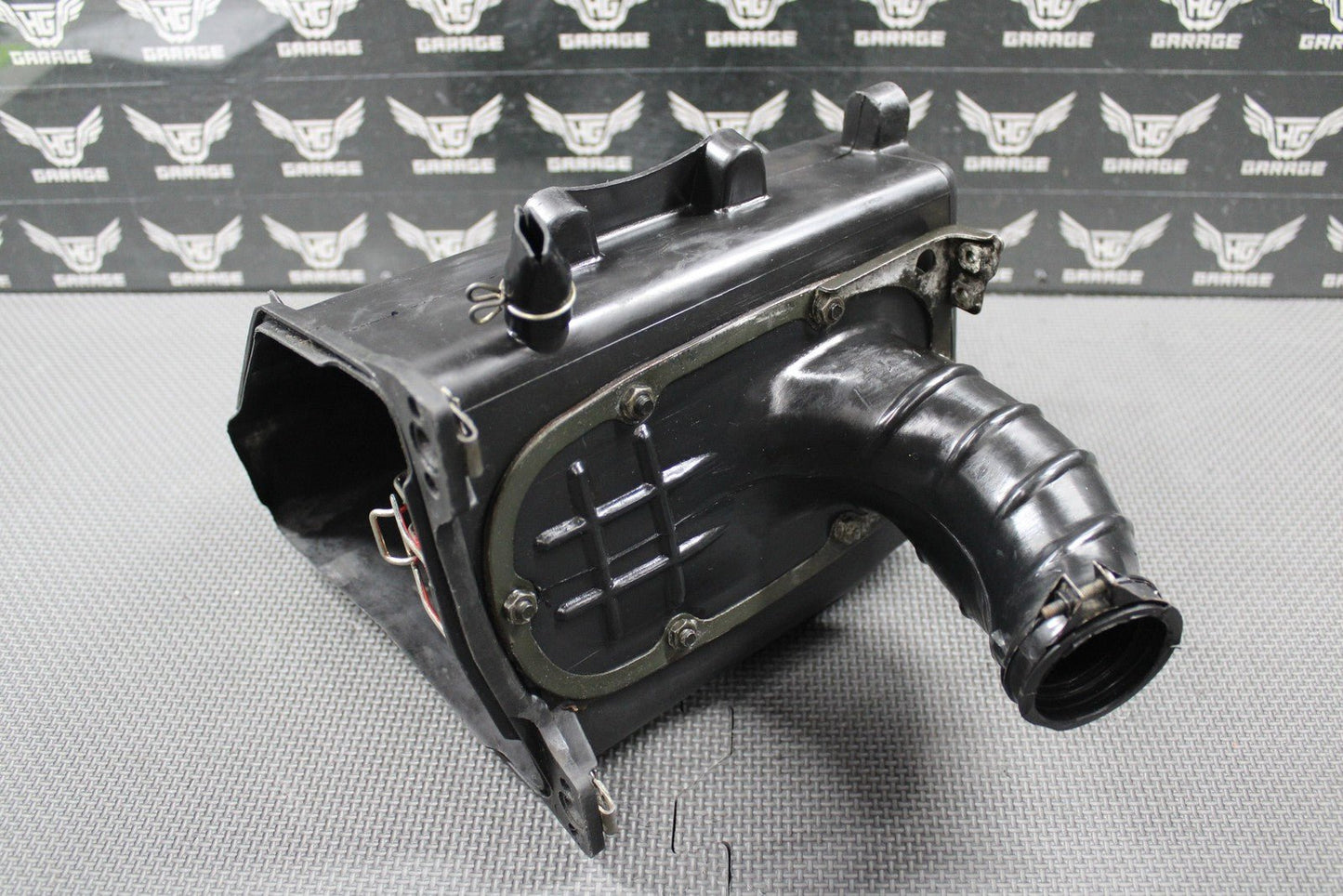 1991 90 - 95 HONDA XR250R OEM AIRBOX AIR CLEANER BOX INTAKE BOOT 17222 - KT1 - 670 - hggarage