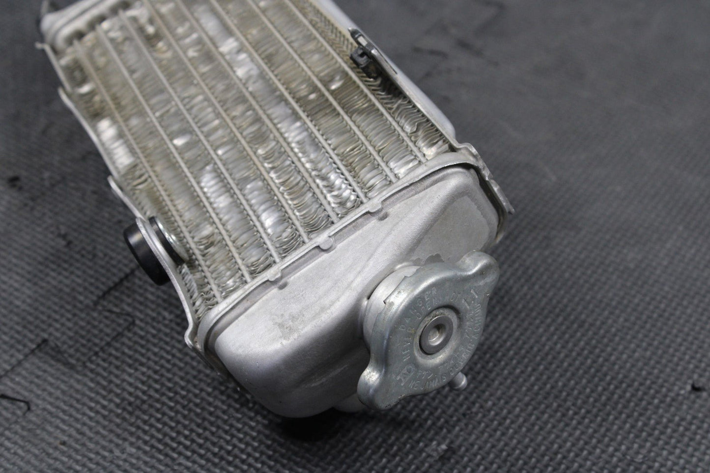 2012 KAWASAKI KX100 KX85 OEM ENGINE MOTOR COOLING COOLER RADIATOR 39061 - 1245 - hggarage