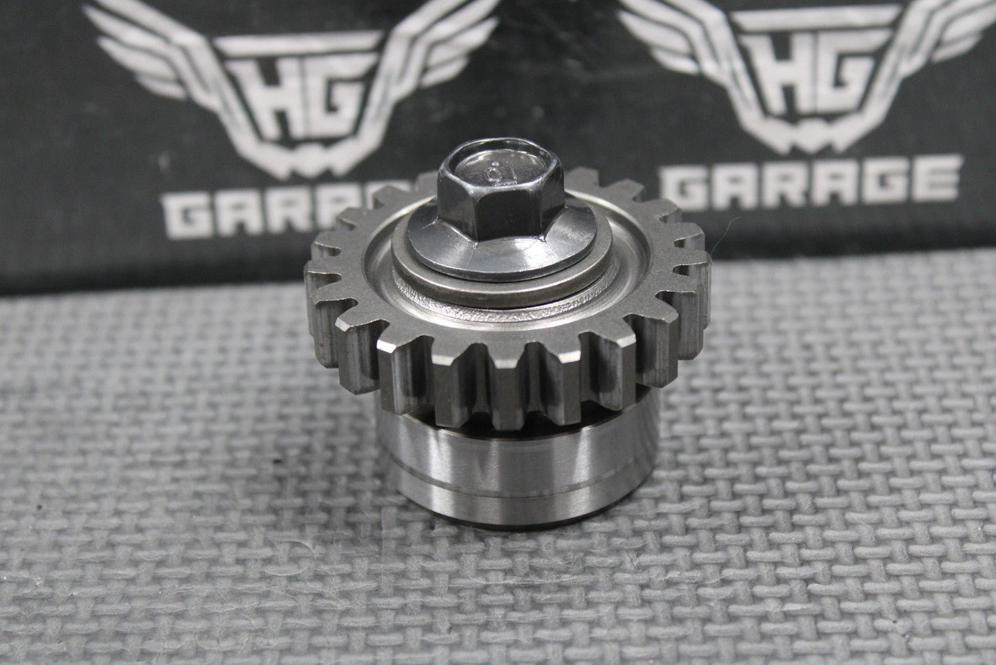 2003 HONDA CR250R OEM ENGINE PRIMARY DRIVE MAIN GEAR COLLAR BOLT 13615 - KS7 - 000 - hggarage