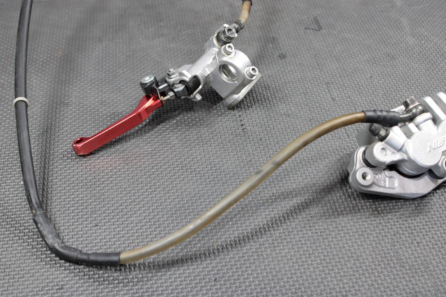 1998 HONDA 96 - 99 CR125R CR250R OEM NISSIN FRONT BRAKE CALIPER MASTER CYLINDER - hggarage