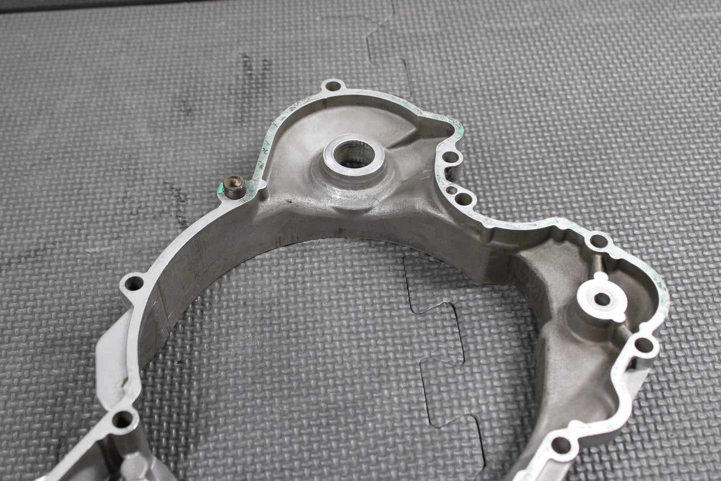 2000 KTM 250 300 EXC OEM RIGHT SIDE ENGINE MOTOR INNER CLUTCH COVER 54630001300 - hggarage